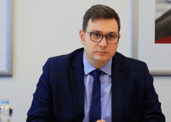 Çekia e shkarkon një diplomat për shkak të spiunimit për Rusinë