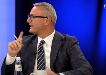 Arifi: Qeverisë Kurti i mungon argumenti, ka humbur kontrollin për të menaxhuar sindikatat