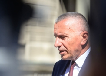 Kamberi përplaset me Vuçiqin për Kosovën