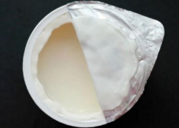 E lëpini kapakun e kosit? Pasi ta lexoni këtë, nuk do ta bëni më kurrë