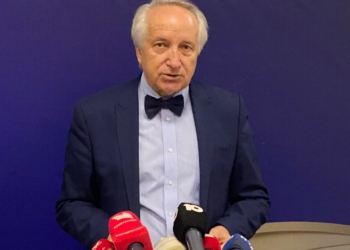 Latifi takohet me deputetin e Parlamentit Evropian, Lukas Mandl