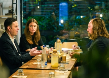 Abdixhiku takon deputetin gjerman Hofreiter, bisedojnë për liberalizimin e vizave