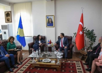 Spahiu: “Presidentja Osmani e ka shkelur kushtetutën në Mamushë”