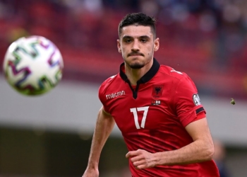 Redi Ejupi: Asnjë lojtar i Izraelit nuk luan dot te Chelsea, problemi i madh i Rejës është mosha