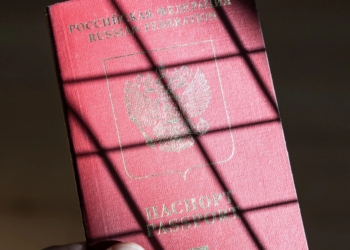 KE propozon pezullimin e marrëveshjes për lehtësimin e vizave me Rusinë