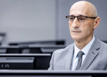 Avokati i Salih Mustafës: Prokuroria po përpiqet t’i ndryshojë dëshmitë për t’i përshtatur me argumentet e tyre