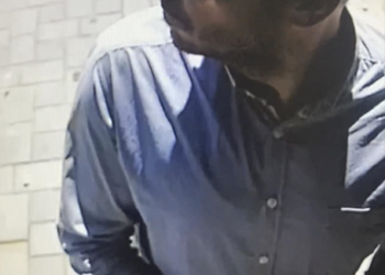 I mori paratë e huaja nga bankomati, policia publikon fotot e të dyshuarit