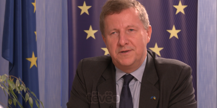 Szunyog: Qeveria e Kosovës të hartojë një draft-statut për asociacionin