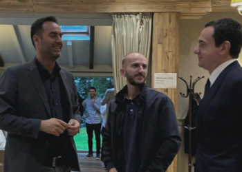 Zëdhënësi i VV-së mohon mosmarrëveshjet mes Kurtit dhe Konjufcës