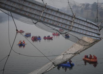 Të paktën 132 të vdekur nga shembja e urës në Indi