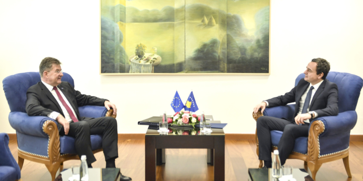 Kurti në takim me Lajçak përsërit se dialogu me Serbinë duhet të përfundojë me njohje reciproke