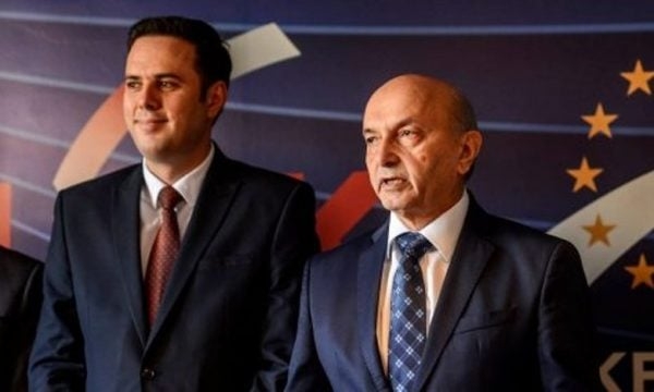 Isa Mustafa thotë se Lumir Abdixhikut i vjen turp nga e kaluara e LDK-së