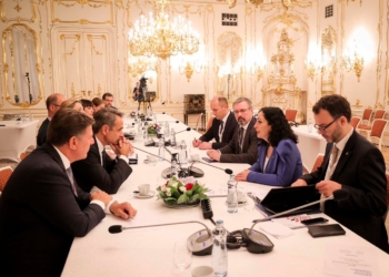 Osmani takohet me kryeministrin e Greqisë, dakordohen për thellim të bashkëpunimit