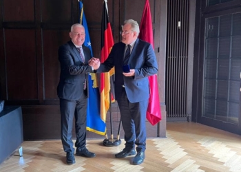 Sveçla takon shefin e policisë gjermane, flasin për bashkëpunim mes tyre