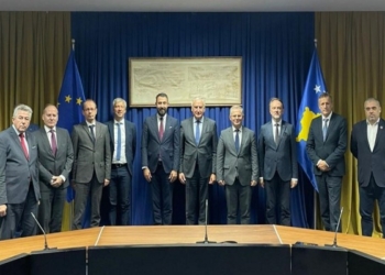 ​Bislimi priti në takim një delegacion nga Komiteti Evropian i Rajoneve