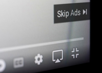 ​Të ardhurat nga reklamat në YouTube po bien