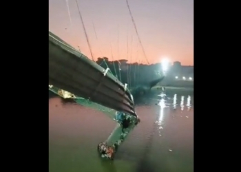 Shembet ura në Indi, dyshohet për qindra të vdekur