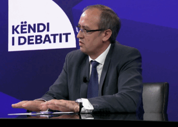 Hoti e quan Kurtin “oportunist klasik”