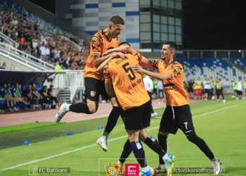 Formacionet zyrtare, Ballkani – Slavia Prague