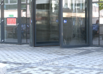 Vlerësohet si i ekzagjeruar penalizmi për dhunën ndaj politikaneve gra