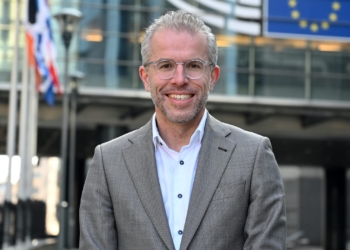 Eurodeputeti holandez reagon ndaj BE-së për çështjen e vizave të Kosovës