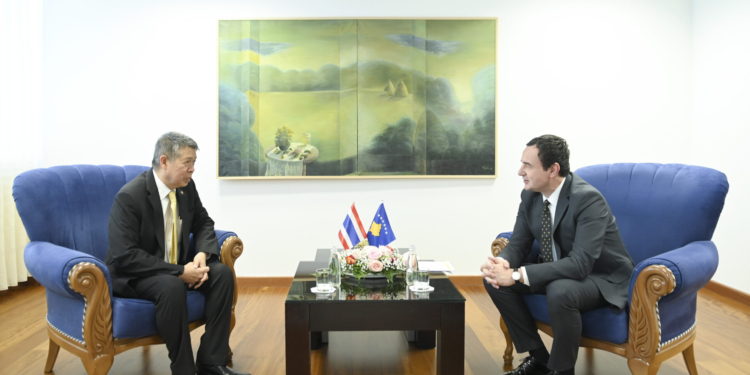 Kurti dhe ambasadori i Tajlandës në Budapest diskutuan për bashkëpunim në fusha të ndryshme