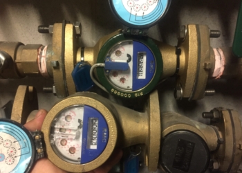 Ujësjellësi “Prishtina” kërkon nga konsumatorët t’i mbrojnë ujëmatësit nga ekspozimi i të ftohtit