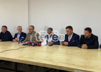 Konferenca nga BSPK dhe SBASHK-u, ku u njoftua për pezullimin e grevës