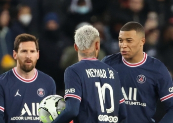 Parisi ndalet nga Benfika