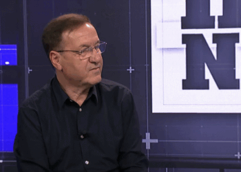 Ish-gazetari Nuhi Bytyqi rrëfen për ngritjen e shkollës së luftës