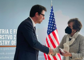 Murati falënderon shefen ekzekutive të MCC-së për përkrahjen në fushën e energjisë