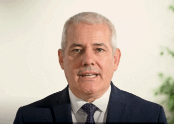 ​Sveçla fton qytetarët serbë të regjistrojnë automjetet në “RKS” deri më 31 tetor