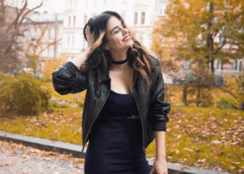 Nuk del asnjëherë nga moda, veshja që do të na shoqërojë gjatë vjeshtës