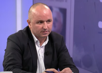 Ukaj: BE-ja me idenë e Macronit dëshiron t’i mbajë disa vende larg integrimit evropian