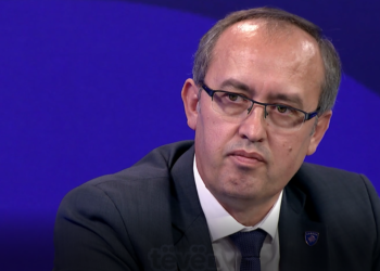 Hoti: Presidentja në “Pakon e së keqes”, Kurti e Vjosa janë një