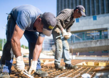 Pa punëtorët e Ballkanit ndërtimi në Gjermani paralizohet