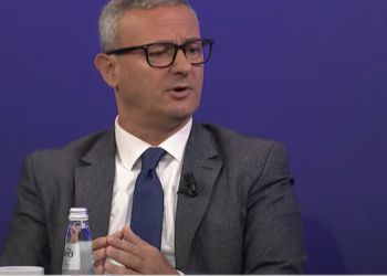 Arifi thotë se biseda e Kurtit me Blinken nënkupton refuzim të kornizës evropiane për dialogun