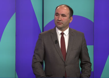 Mustafa: Zgjedhja e dy kryetarëve të partisë ka qëllim decentralizimin e pushtetit dhe barazinë gjinore