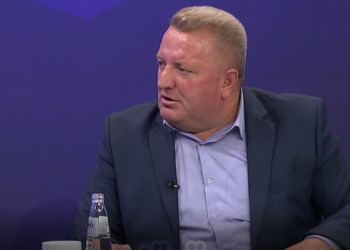 Deputeti i PDK-së paralajmëron eskalim të situatës në veri për çështjen e targave