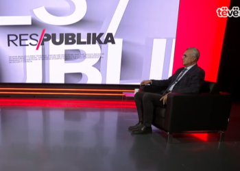 Dugolli: Nuk pritet marrëveshje derisa Serbia nuk e ndryshon Kushtetutën