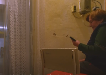 Jeta në bodrum në Mykolaiv, banorët e kalojnë çdo natë nën ankthin e shpërthimeve ruse