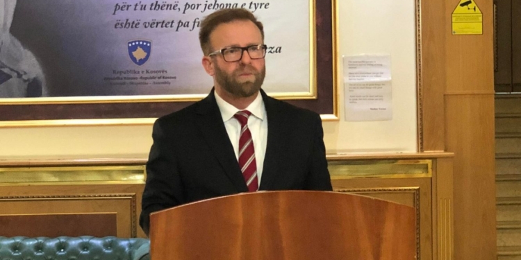 Ankohet Abazi: Po tentojnë të ma sabotojnë konferencën për medie