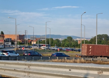 Vetura godet një të moshuar në Vragoli