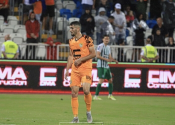 Berisha: Kosova po shkon gjithnjë e më lart, do të ishte nder me veshë fanellën