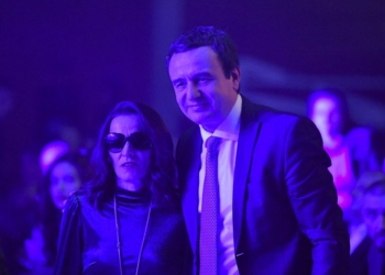 Kurti thotë se Qeveria ka punuar që t’ua ofrojë kushtet e duhura personave me aftësi të kufizuara