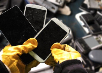 Mbi 5 miliardë celularë do të dalin jashtë përdorimit në 2022