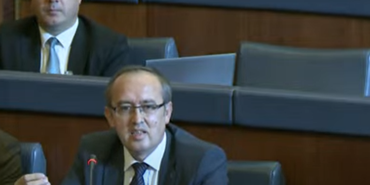 Hoti – Qeverisë: Me Projektligjin për çmimet do të fuqizohen oligarkët ashtu siç i quani ju