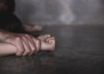 Dyshohet se xhaxhai e dhunoi mbesën e tij të mitur në Istog