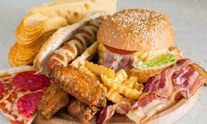 Ushqimet e dëmshme për trurin