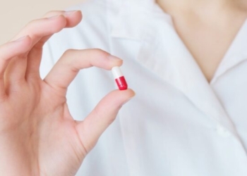 Studimi tregon se si të qëndrojmë kur pimë ilaçet